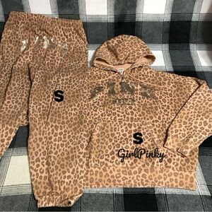 VS PINK LEOPARD PRINT HALF-ZIP HOODIE OUTFIT & SWEATPANTS & GOLD LOGO SIZE SMALL